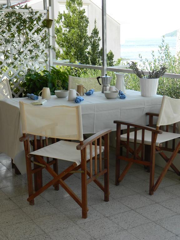 Seaview Guesthouse - Zf Hvar Χβαρ Δωμάτιο φωτογραφία